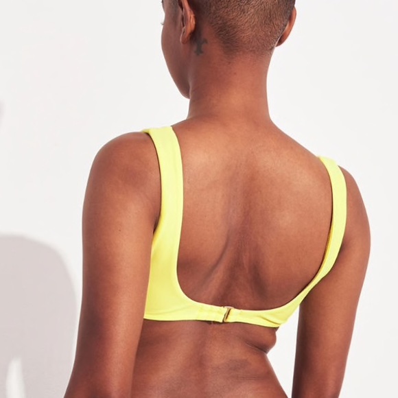 Hollister Tie-front scoop bikini top and bottoms - Picture 2 of 7